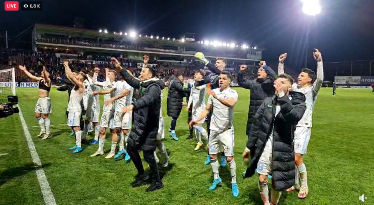 CFR Cluj - FCSB 0 - 1 | Au început petrecerea după fluierul final! Vicecampioana a sărbătorit cu cei aproape 1000 de fani prezenți în Gruia_3