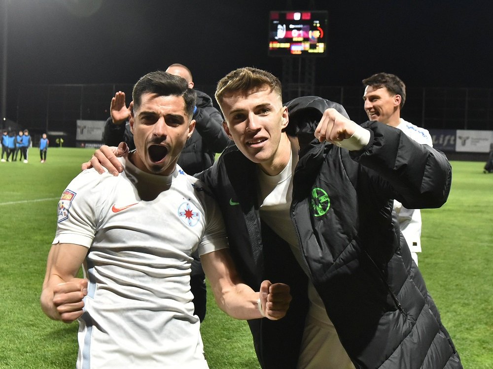 Titlul e din nou în joc! FCSB a dat drumul la sărbătoare chiar pe terenul CFR-ului. Imaginile bucuriei_20