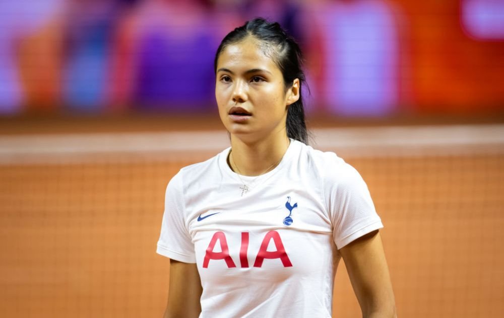 Tottenham a reacționat pe rețelele de socializare, după ce Emma Răducanu s-a afișat cu tricoul londonezilor la Stuttgart_3