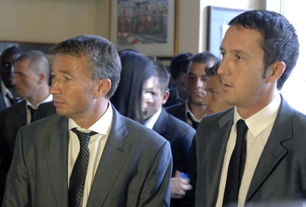 „Nu-i poate spune nimeni că nu se spune 'albitru'?” Mihai Stoica, ironii la adresa lui Dan Petrescu: „Îi spune Petrilă lui Petrila!” _2