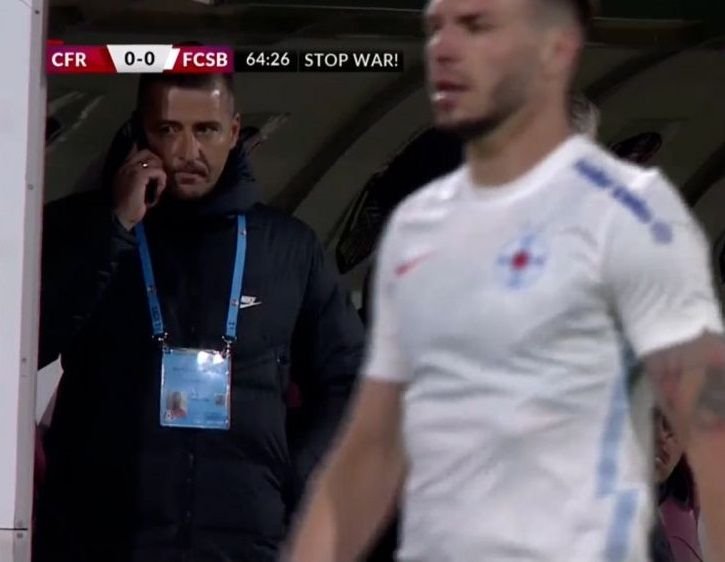 Patronul lui CFR Cluj a răbufnit și a sunat pe bancă la meciul cu FCSB: 