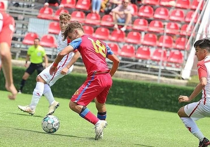 Un fotbalist de la FCSB a fost convocat la naționala Moldovei după ce România a renunțat la el!_4