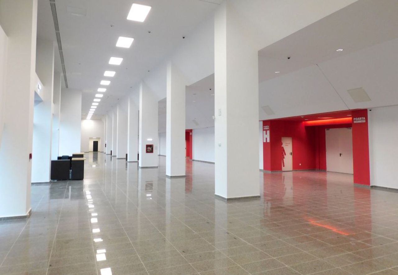 A fost inaugurată Sala Polivalentă din Oradea! Cum arată construcția care a costat 25 de milioane de euro_3