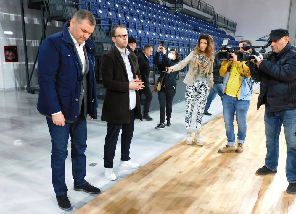 A fost inaugurată Sala Polivalentă din Oradea! Cum arată construcția care a costat 25 de milioane de euro_7