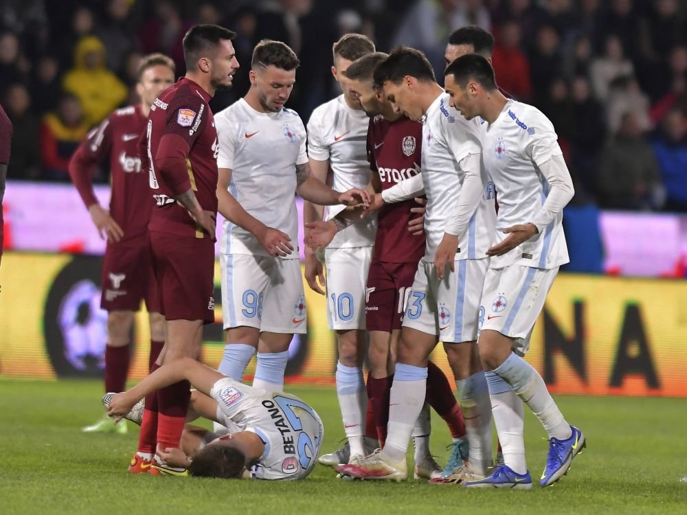 Pierdere pentru CFR Cluj! C&acirc;te etape de suspendare a primit Susic după eliminarea din meciul cu FCSB&nbsp;