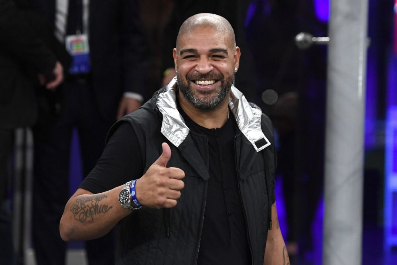 Ce face și cum arată acum „Împăratul” Adriano, la o lună după ce a fost filmat beat pe scuter într-o favelă din Rio_9