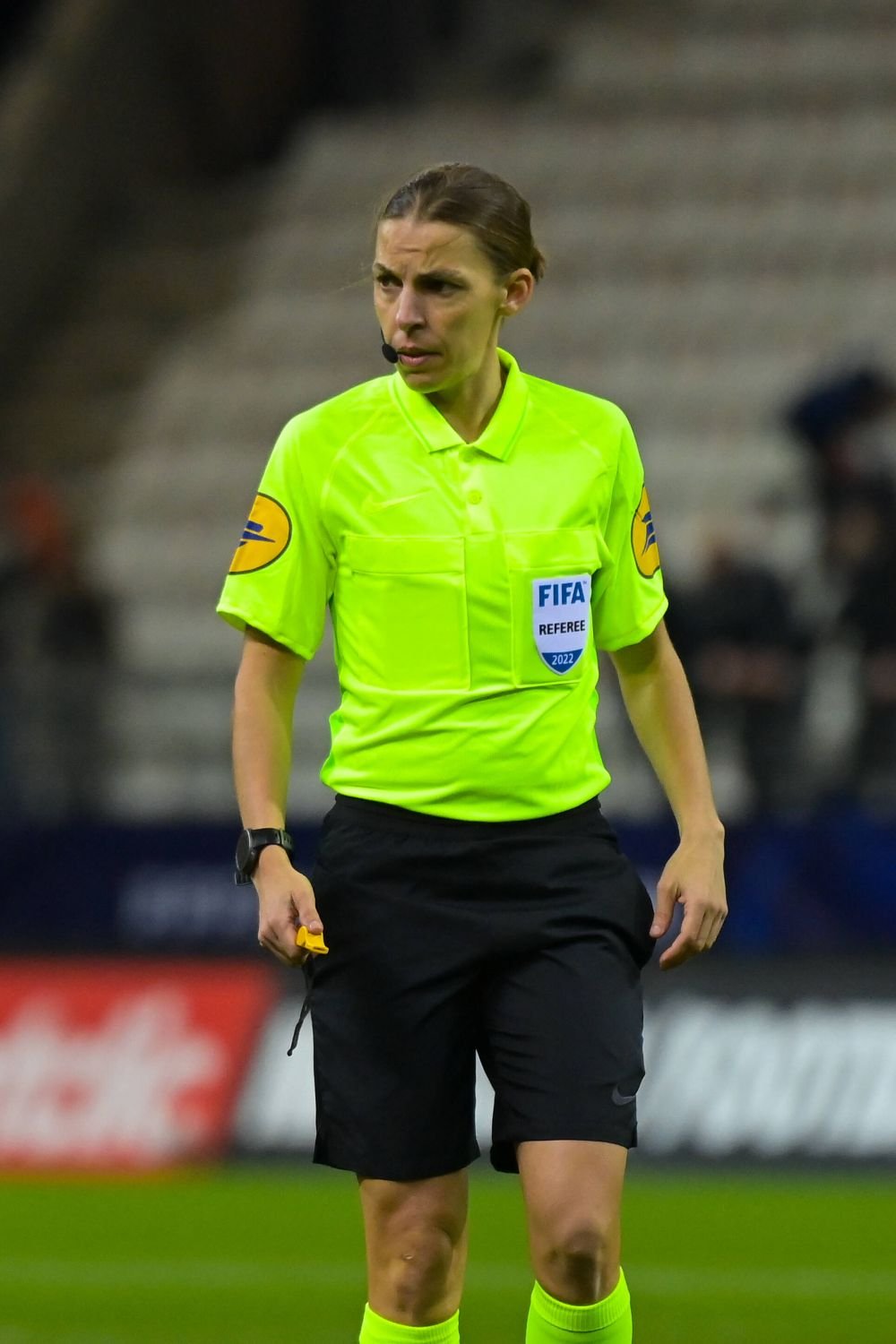 Cine e Stephanie Frappart, prima femeie care va oficia la centru finala Cupei Franței_3