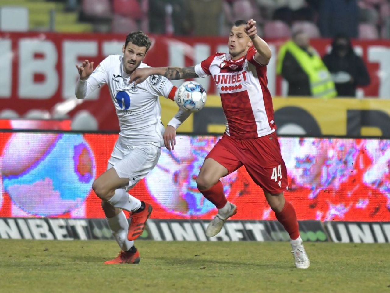 Gaz Metan Mediaș - Dinamo 0 - 1. Victorie chinuită pentru formația din Ștefan cel Mare_1