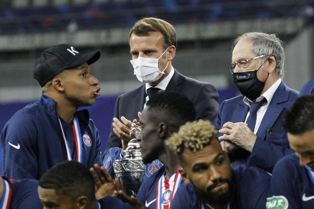 Președintele Macron a dezvăluit că i-a spus lui Mbappe să nu semneze cu Real sau PSG! La ce echipă l-a îndemnat să meargă _8