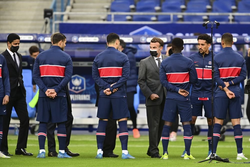Președintele Macron a dezvăluit că i-a spus lui Mbappe să nu semneze cu Real sau PSG! La ce echipă l-a îndemnat să meargă _11