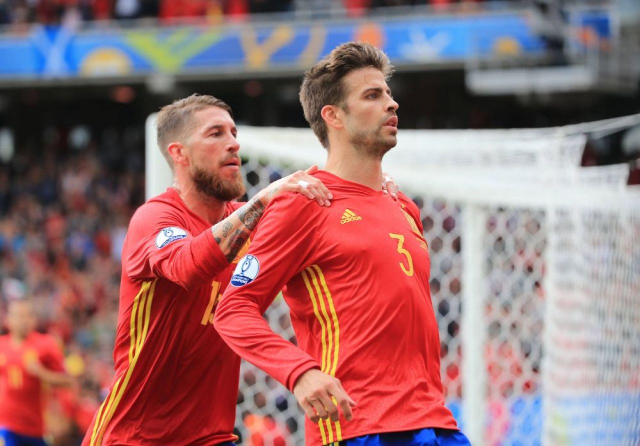 Continuă scandalul în Spania! Pique l-a 'trădat' pe Ramos și i-a arătat președintelui Federației mesajul pe care i l-a trimis! Noi înregistrări audio _1