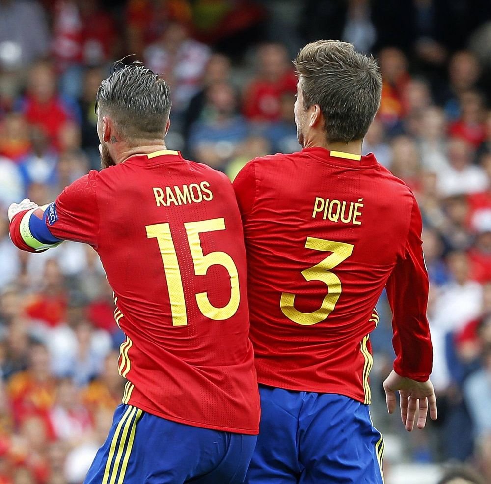 Continuă scandalul în Spania! Pique l-a 'trădat' pe Ramos și i-a arătat președintelui Federației mesajul pe care i l-a trimis! Noi înregistrări audio _3