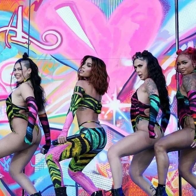 Una dintre cele mai sexy și cunoscute cântărețe din Brazilia recunoaște: „Da, m-am sărutat cu Neymar!” _59