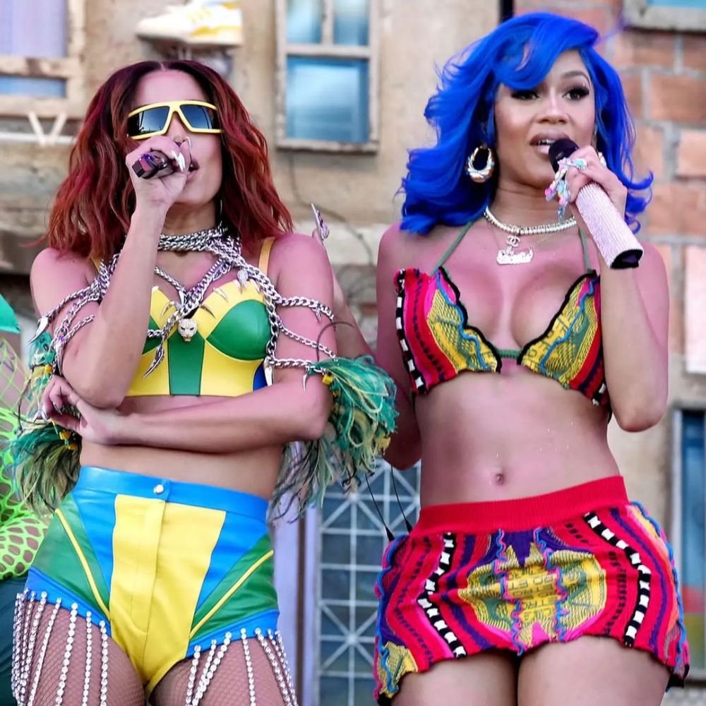 Una dintre cele mai sexy și cunoscute cântărețe din Brazilia recunoaște: „Da, m-am sărutat cu Neymar!” _60