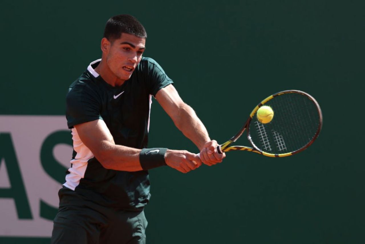 Identic cu Rafael Nadal! Coincidențe extraordinare între Alcaraz și Nadal: puștiul de 18 ani îl bate din nou pe Tsitsipas și intră în top 10 ATP_2