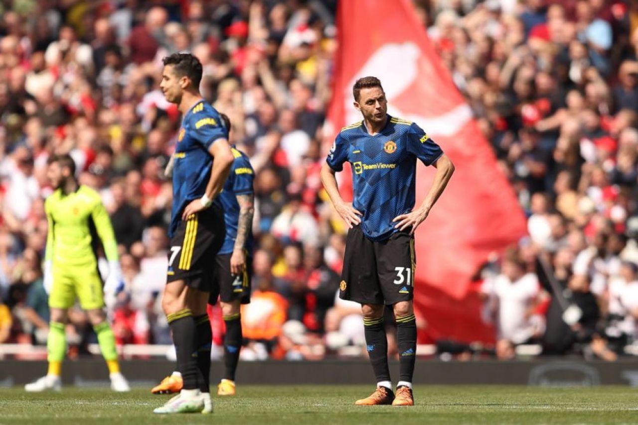 Manchester United, îngenuncheată de Arsenal.