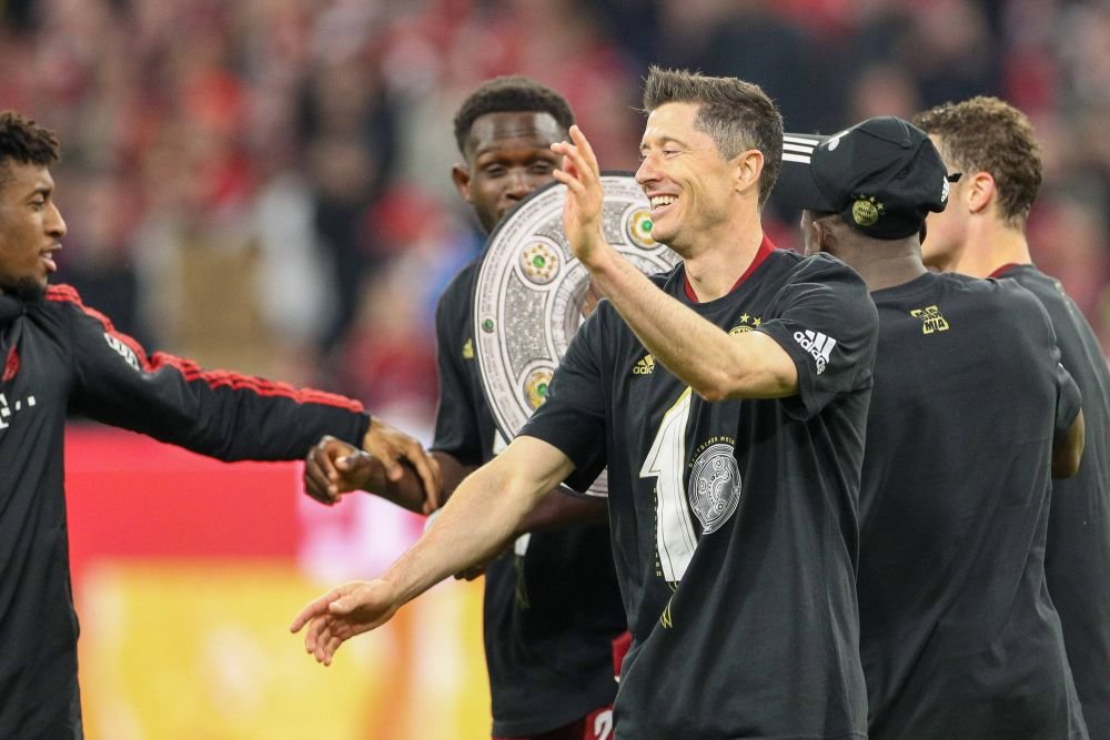 Pleacă la Barcelona? Lewandowski, anunț misterios legat de viitorul său după ce a câștigat un nou titlu cu Bayern_3