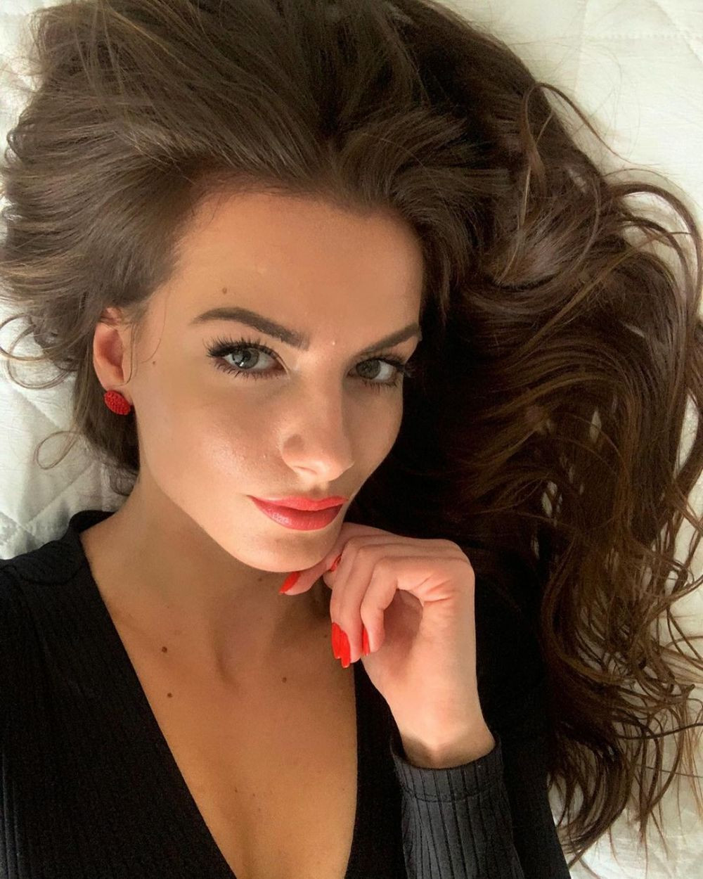 Cea mai sexy arbitru a revenit pe teren după o pauză de regăsire. Cum arată Karolina Bojar_5