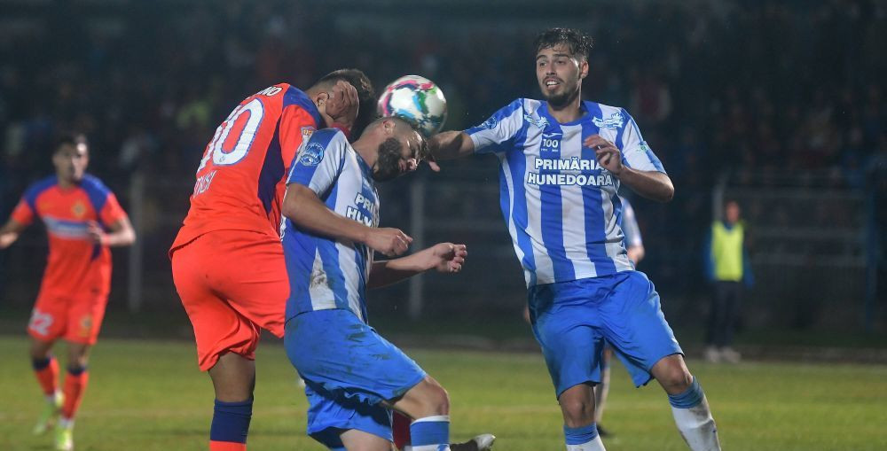 Omul care a fost la un pas să scoată FCSB-ul din Cupă promite s-o readucă pe Corvinul Hunedoara în prima ligă_2