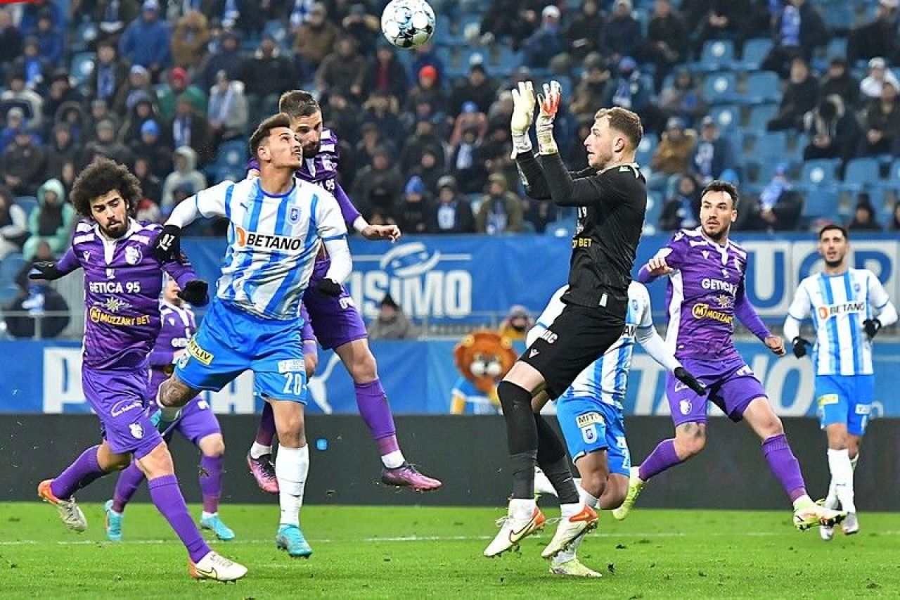 FC Argeș - Universitatea Craiova 0 - 4: Oltenii se apropie la un punct de FCSB și rămân în cursa pentru titlu _2