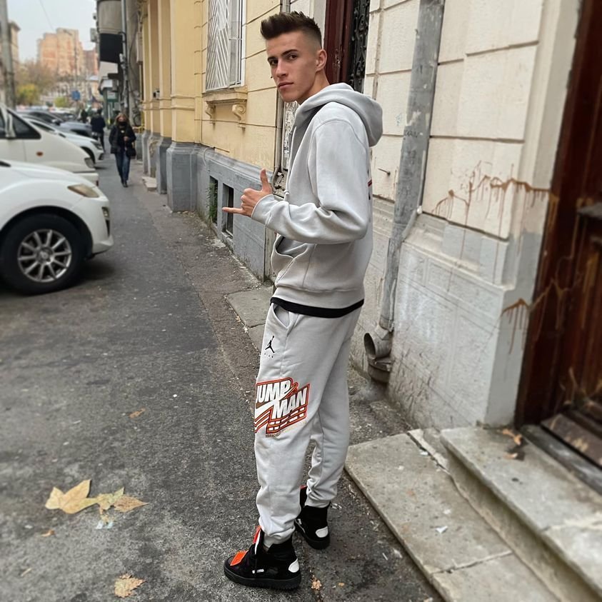 Robert Niță: „Octavian Popescu să facă la națională ce face la FCSB cu Clinceni și Gaz Metan, și apoi să-l vedem ca pe noul Messi!”_6