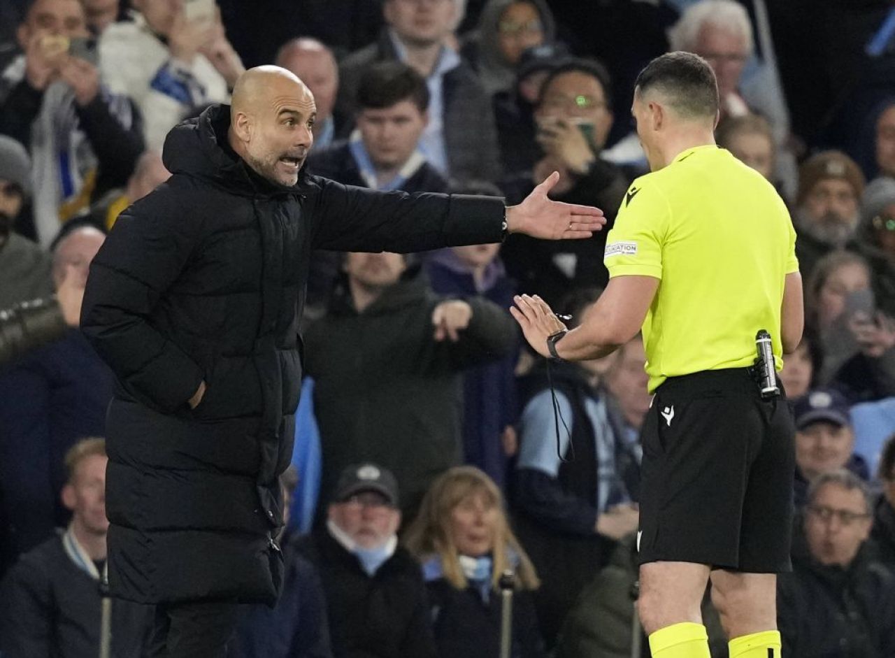 Istvan Kovacs i-a arătat lui Guardiola primul ”galben” din Manchester City - Real Madrid! Ce a făcut antrenorul catalan_1
