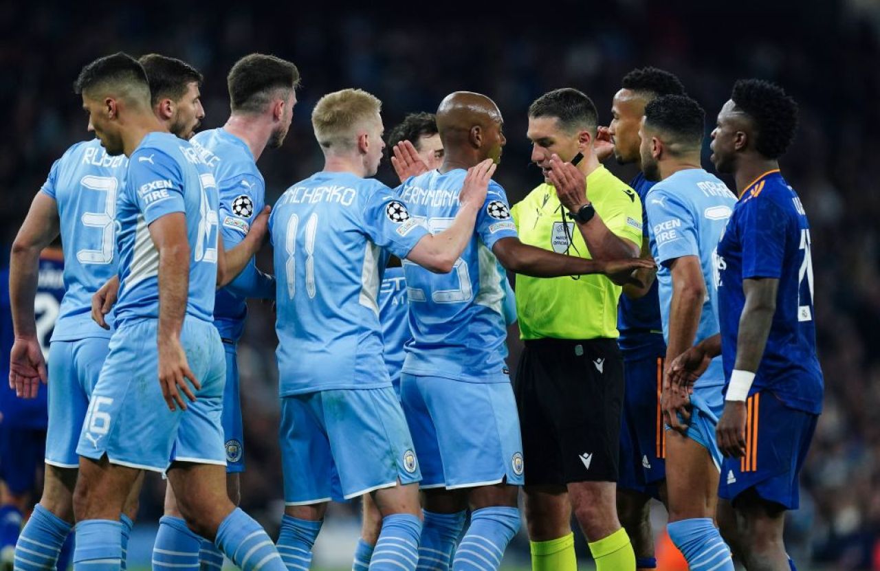 Cum a arătat Manchester City - Real Madrid pentru Istvan Kovacs! Un penalty, un galben pentru Guardiola și o decizie importantă_7