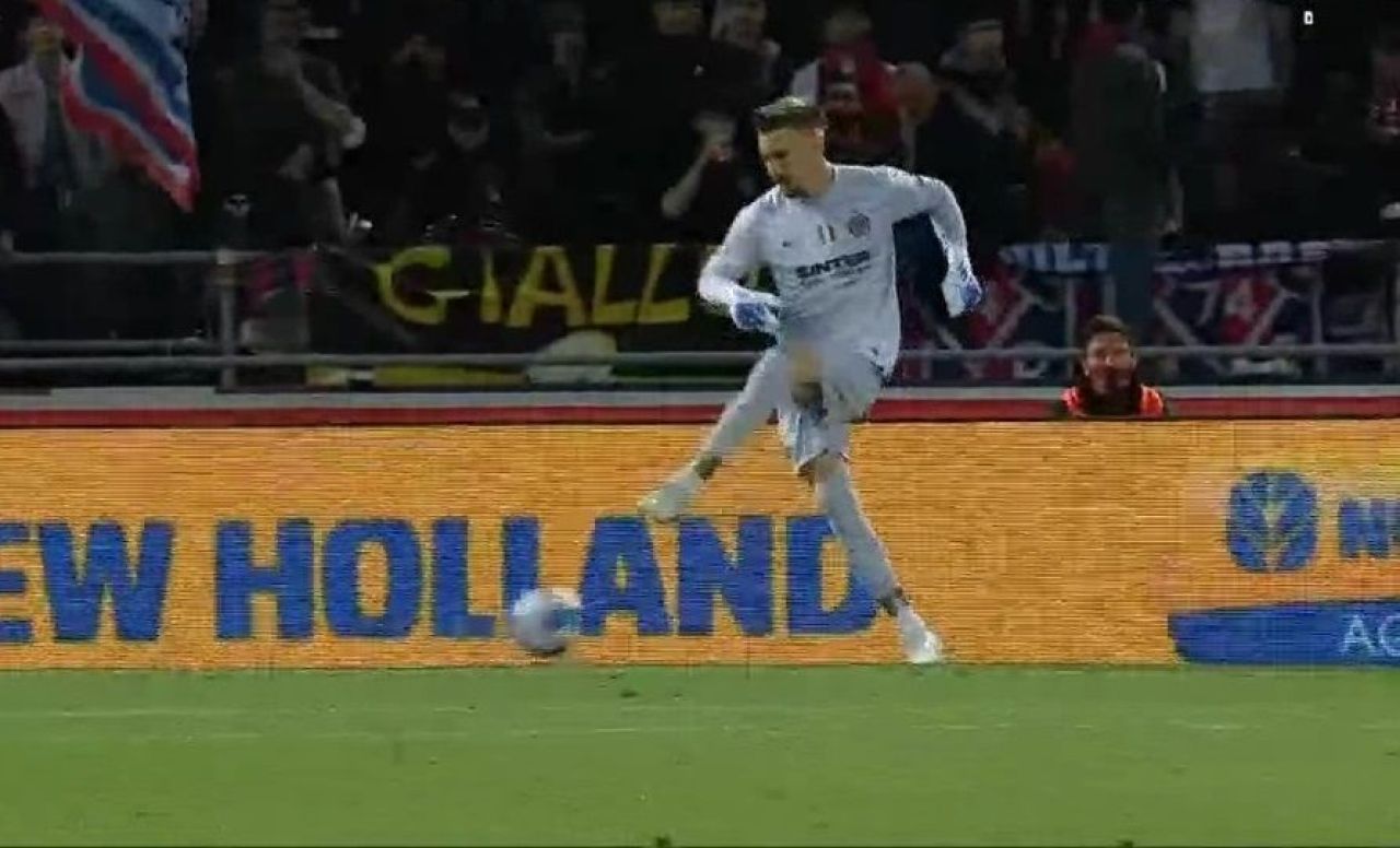 Gafă uriașă a lui Ionuț Radu în Bologna - Inter! A dat pe lângă minge, iar nerazzurrii pot pierde titlul_1