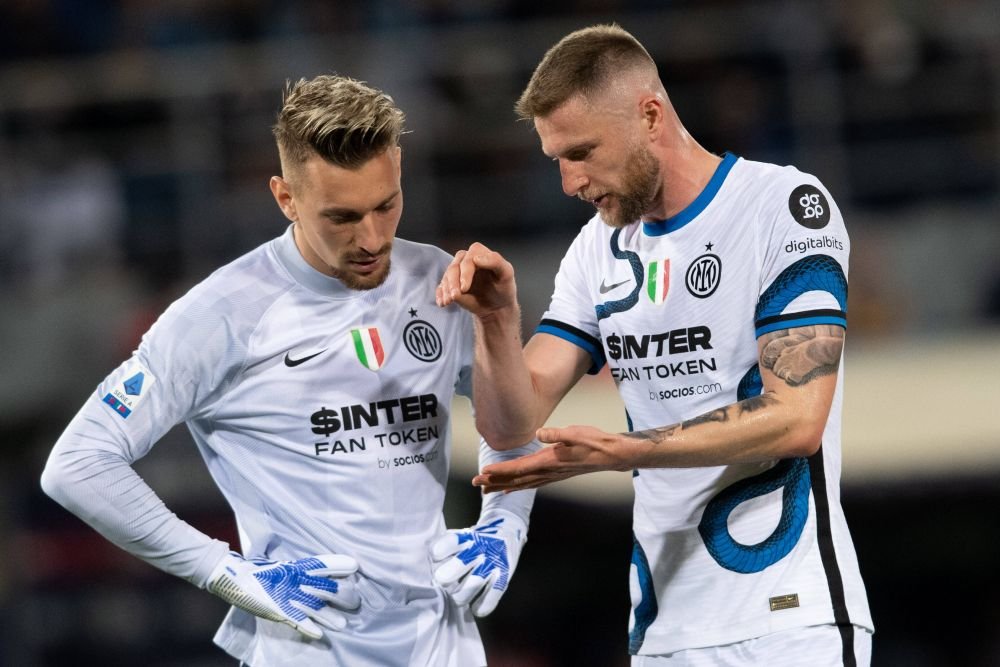 A profitat de gafa lui Radu și așteaptă telefonul lui Milan! Nicola Sansone, pus pe glume: ”Măcar un împrumut, să pot juca în Champions League”_2