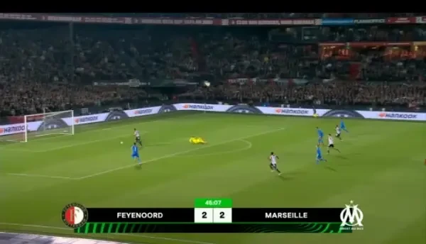 Semifinală Conference League: Feyenoord - Olympique Lyon 3-2: Gol Dessers