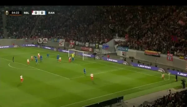 RB Leipzig - Rangers 1-0! Angelino prinde un șut spectaculos din afara careului de 16 metri și deschide scorul cu cinci minute înainte de final