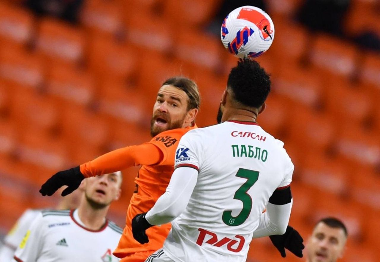 Eric Bicfalvi face spectacol în Rusia! 'Dublă' în meciul cu Dinamo Moscova și a ieșit „omul meciului” din nou _1