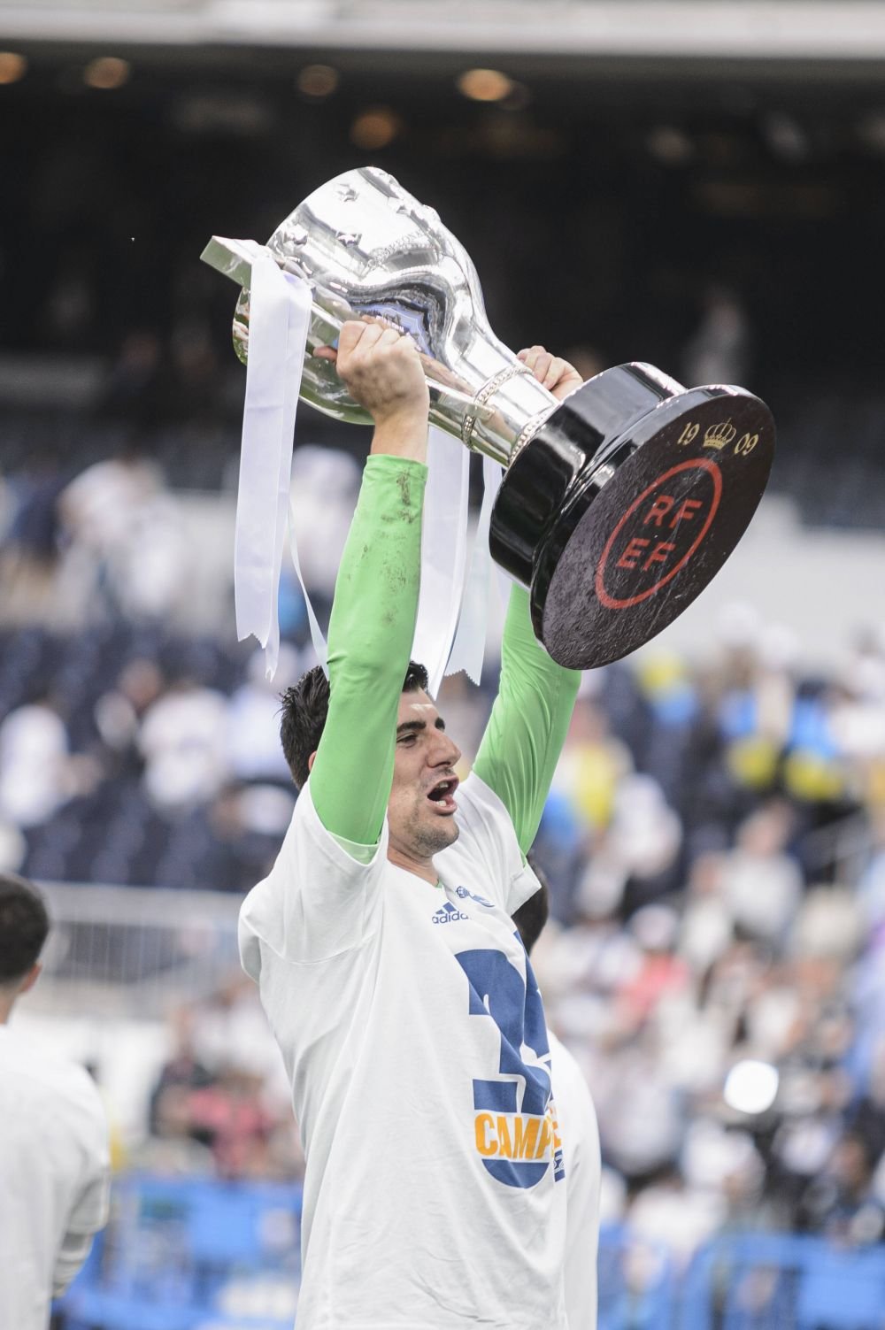 „Unii au sărbătorit după El Clasico ca și când au câștigat titlul!” Thibaut Courtois, ironii la adresa Barcelonei după ce Real a devenit campioană _3
