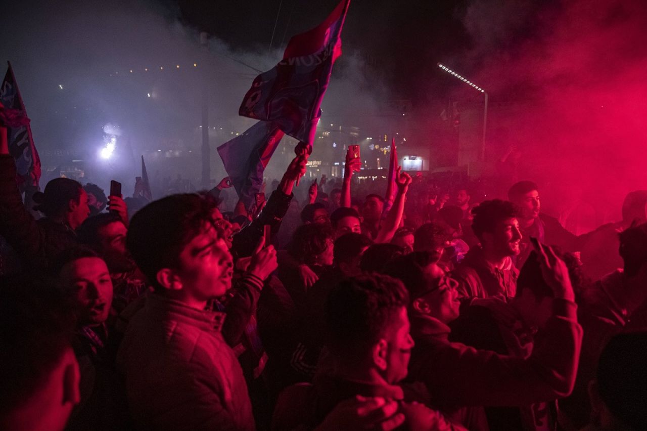 Trabzonspor a devenit campioana Turciei pentru prima data in 38 de ani_6