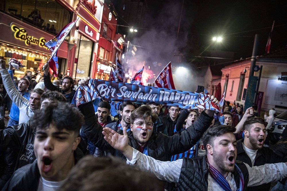 Trabzonspor a devenit campioana Turciei pentru prima data in 38 de ani_11