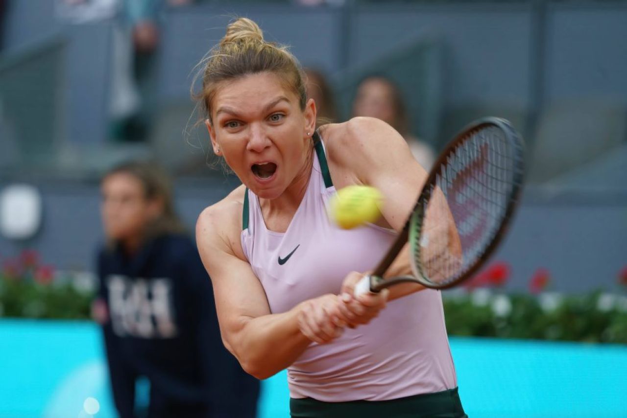 Simona Halep - Cori Gauff 6-4, 6-4. Simona Halep trece testul psihologic: revine de la 1-4 în setul 2 și se califică în sferturi la Madrid_5