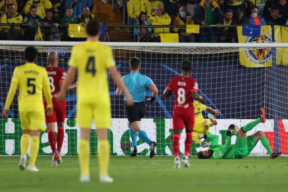 Reacție dură a oficialilor lui Villarreal: „A fost scandalos! Arbitrul nu are nivel pentru astfel de meciuri!” _7