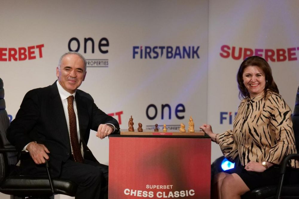 Garry Kasparov a deschis turneul Grand Chess Tour 2022, la Palatul Parlamentului. Competiția debutează joi: 10 dintre cei mai mari șahiști ai lumii se confruntă la București_2