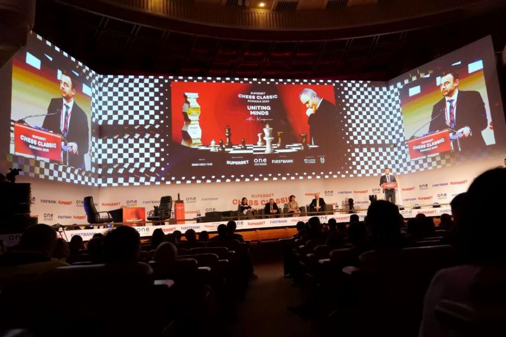 Garry Kasparov a deschis turneul Grand Chess Tour 2022, la Palatul Parlamentului. Competiția debutează joi: 10 dintre cei mai mari șahiști ai lumii se confruntă la București_3