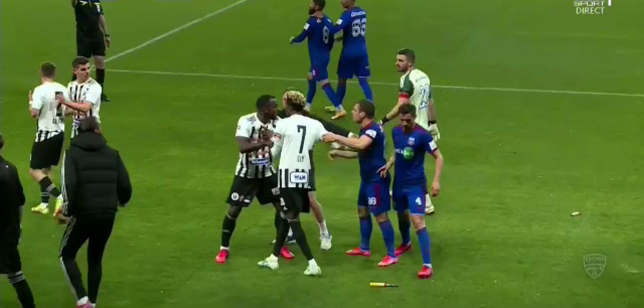 CSA Steaua - U Cluj 0-2 | Apărarea l-a trădat pe Oprița! Ambele goluri ale clujenilor au venit în urma unor erori grave în defensivă_12