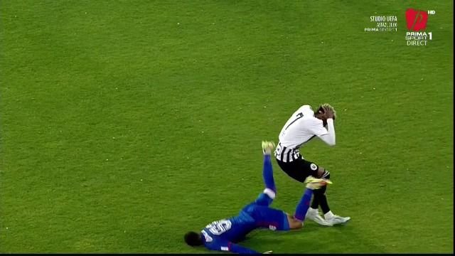 Momente de panică pe Ghencea, la CSA Steaua - U Cluj 0-2. Ambulanța a intrat pe teren_8