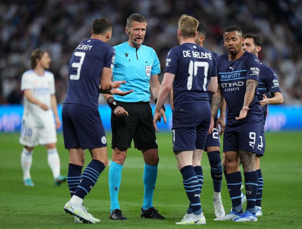 Îl regretă pe Istvan Kovacs! Orsato a nemulțumit pe toată lumea în Real - Manchester City: