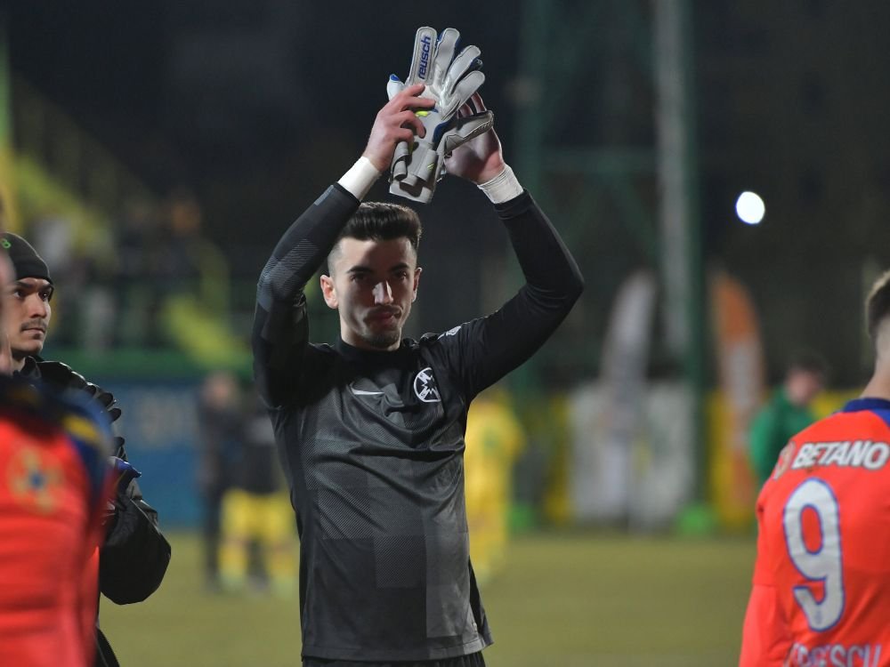 Jucătorul FCSB-ului, sfătuit să plece de la echipă: „E destul de greu să se mai întâmple ceva cu el acolo!” _3