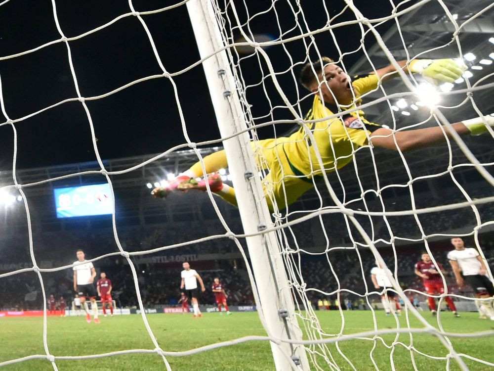 FCSB și Universitatea Craiova luptă la cuțite pentru un jucător din naționala U21_3