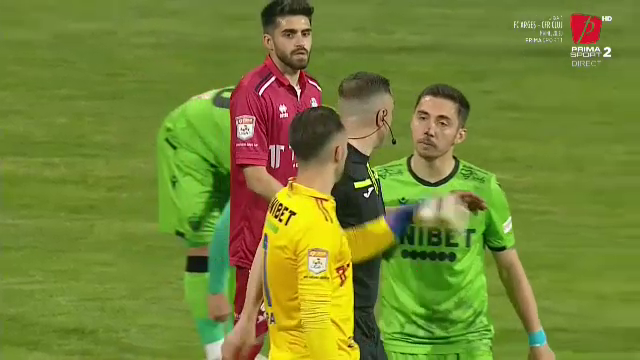 Pierdere importantă la Dinamo pentru baraj! A văzut cartonaș roșu după ultimul fluier_8