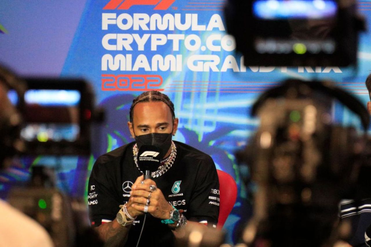 Hamilton s-a afișat cu trei ceasuri de lux și plin de diamante! Metoda pilotului de Formula 1 de a protesta și ce l-a nemulțumit _6