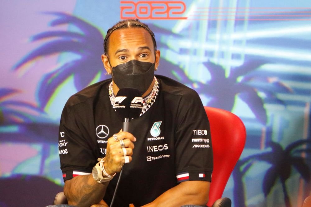 Hamilton s-a afișat cu trei ceasuri de lux și plin de diamante! Metoda pilotului de Formula 1 de a protesta și ce l-a nemulțumit _8