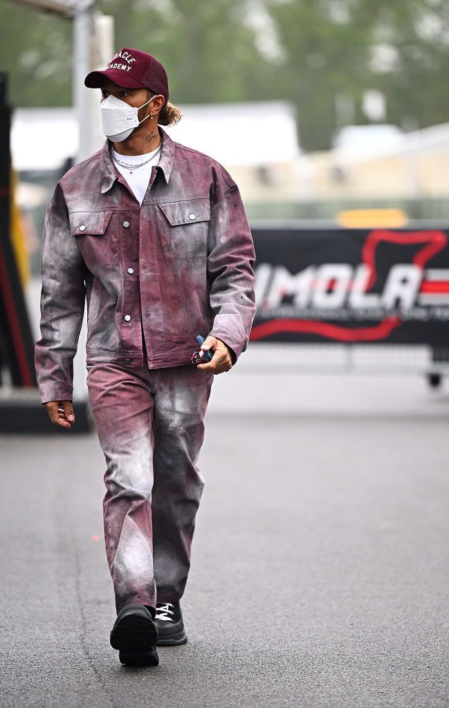 Hamilton s-a afișat cu trei ceasuri de lux și plin de diamante! Metoda pilotului de Formula 1 de a protesta și ce l-a nemulțumit _11
