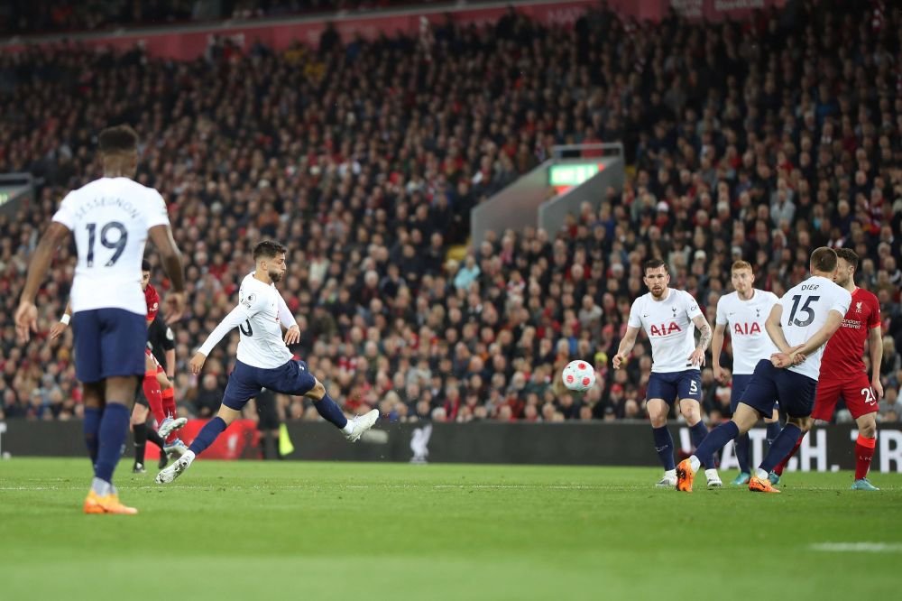 Liverpool - Tottenham 1-1. ”Cormoranii”, pas greșit în lupta pentru titlu cu Manchester City_9