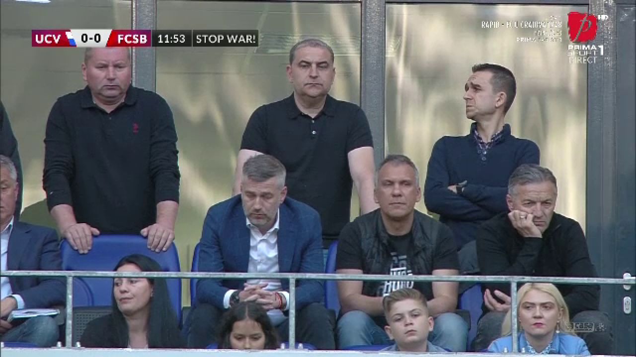 Sub ochii selecționerului! Edi Iordănescu, în tribune la Universitatea Craiova - FCSB. Și nu a venit singur_3